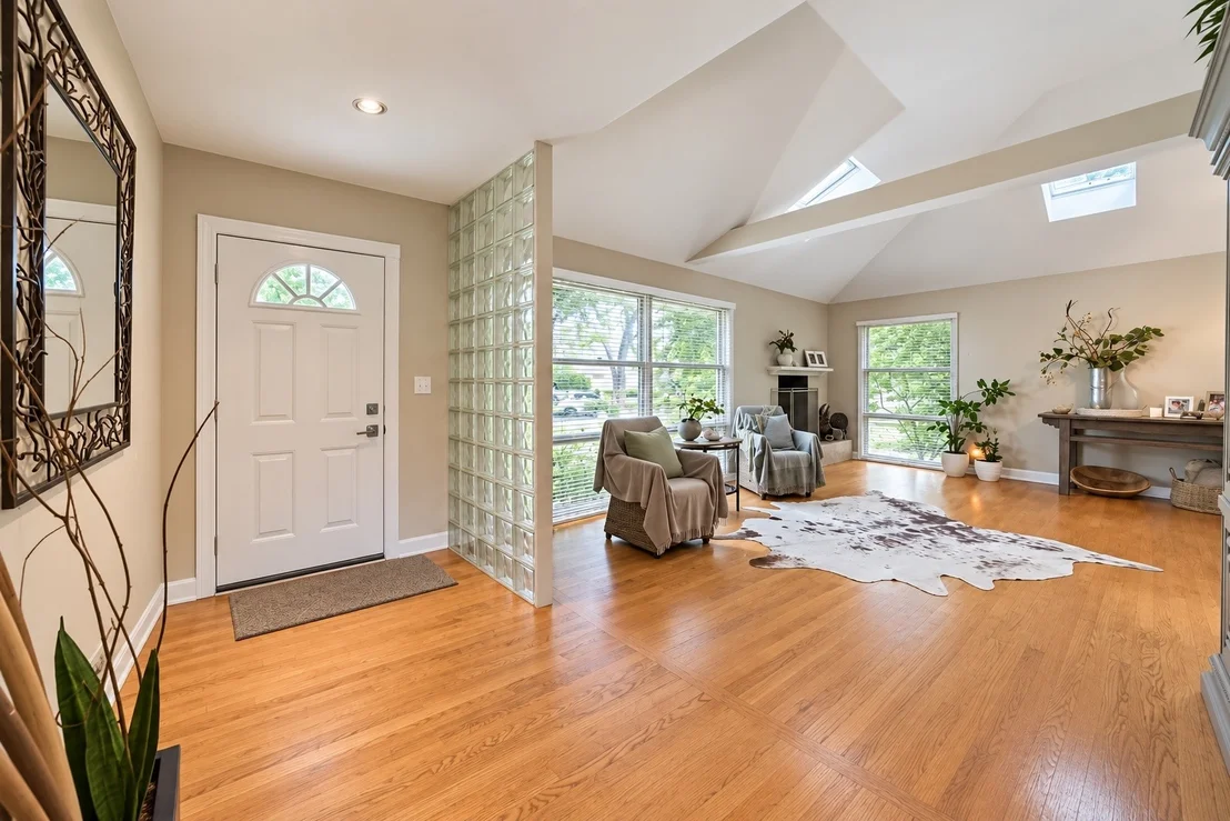 Photo of 426 Amherst Avenue