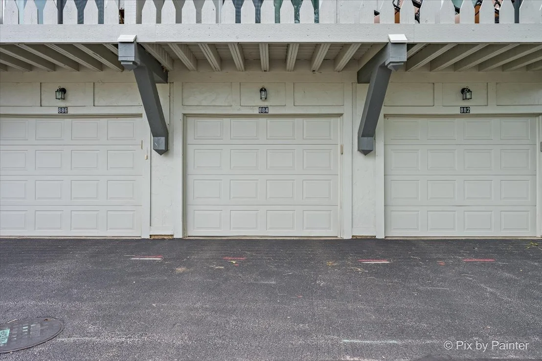 Photo of Unit 0 at 884 Bristol Drive