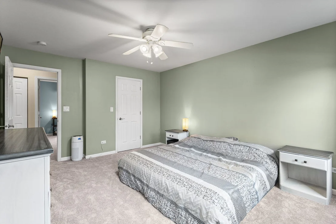 Photo of 1060 Selma Lane