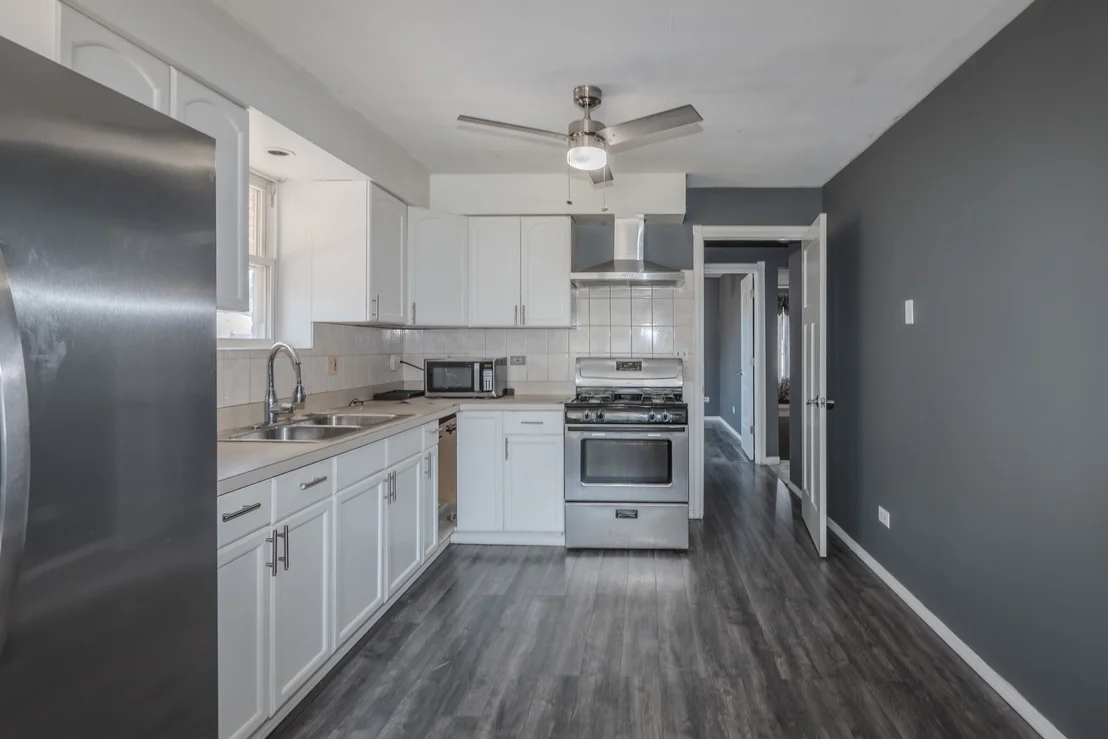Photo of 4021 W 82nd Place