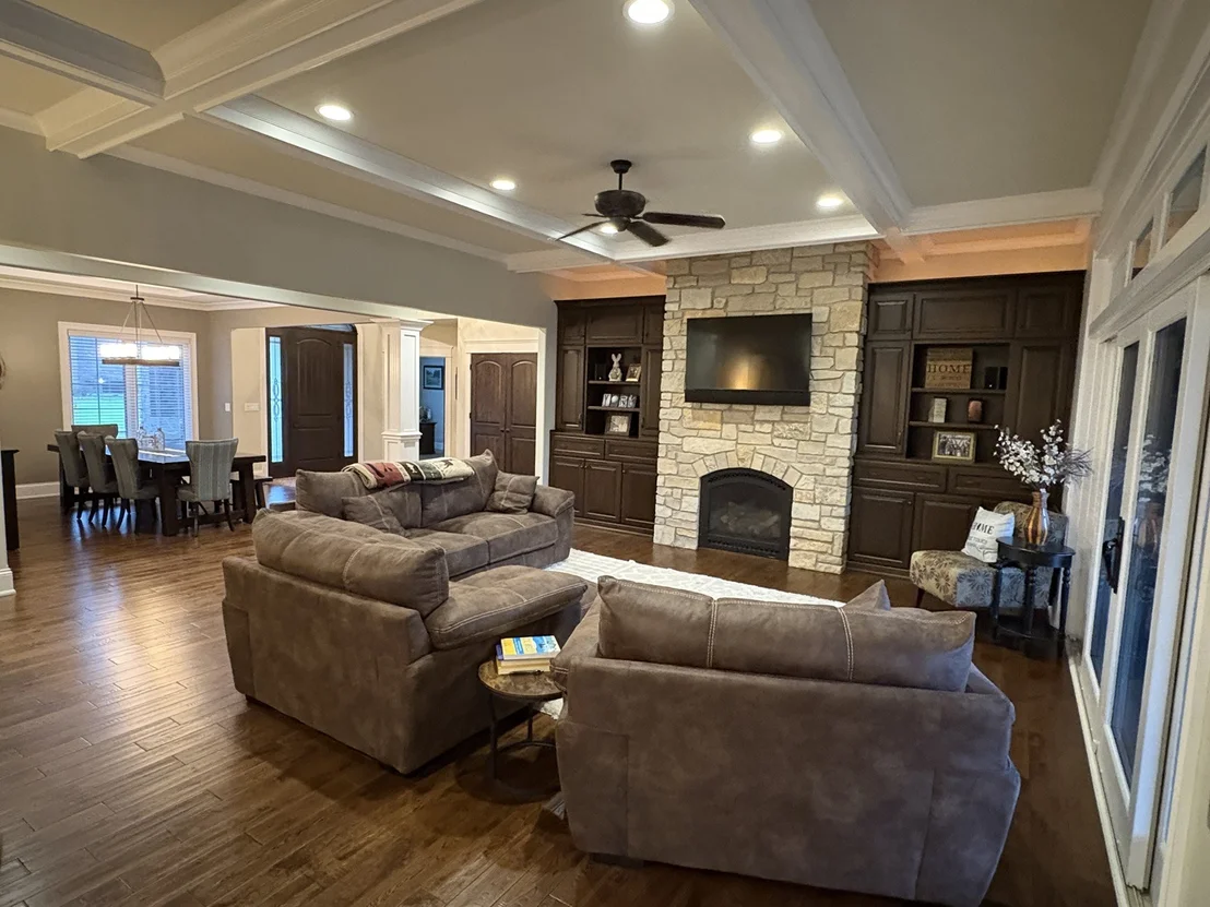 Photo of 1854 W Forestview Drive