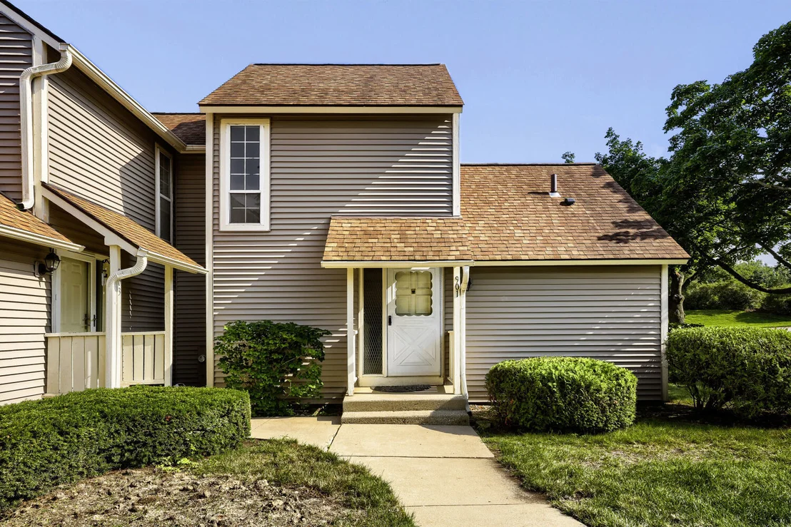 Photo of 901 Vose Drive