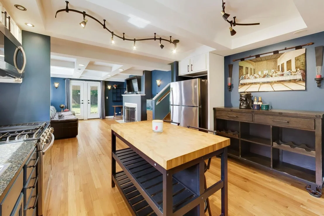 Photo of 2711 Elgin Road