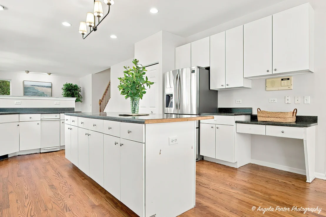 Photo of 606 Barberry Trail