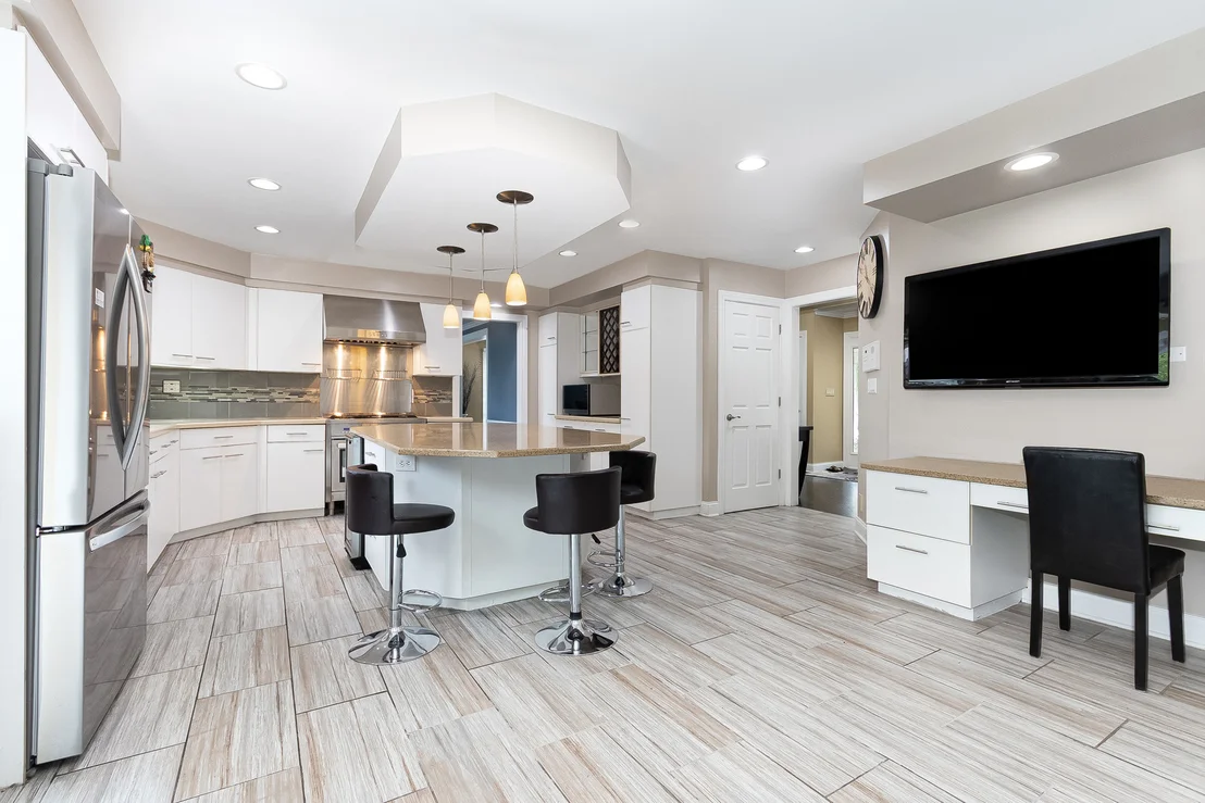 Photo of 4072 Broadmoor Circle