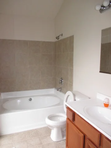 Photo of 352 Forest Court