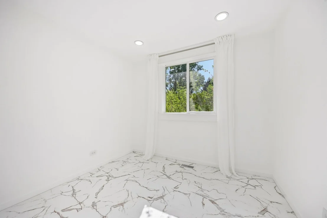 Photo of 2804 Old Oak Drive