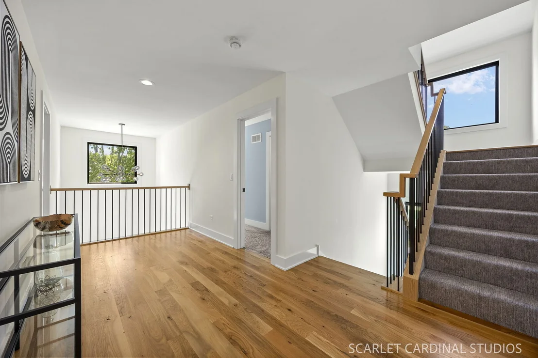 Photo of 1209 N Eagle Street