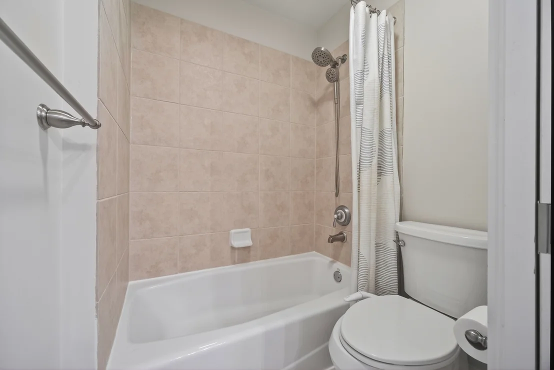 Photo of 70 Forest Avenue