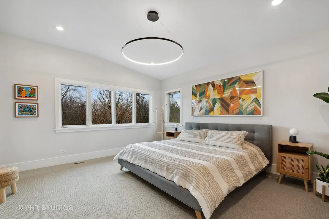 Photo of 1020 Edgebrook Lane