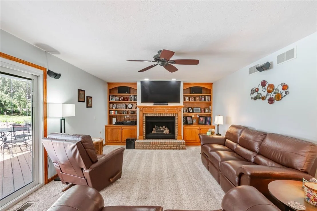 Photo of 9962 Wolf Hill Road