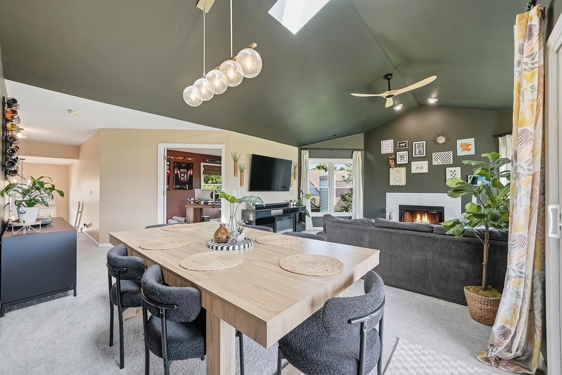 Photo of 489 Banyan Tree Lane