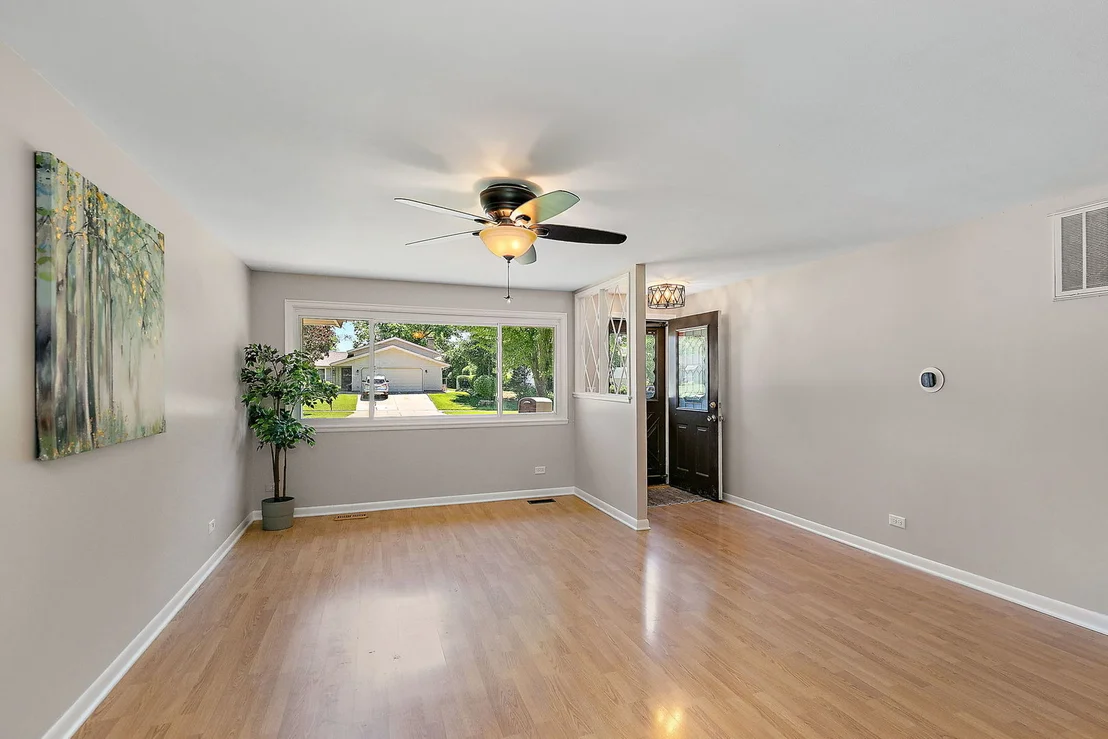 Photo of 616 Clover Lane