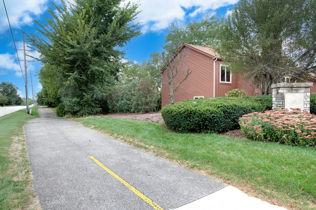 Photo of 950 DUNHAM Drive
