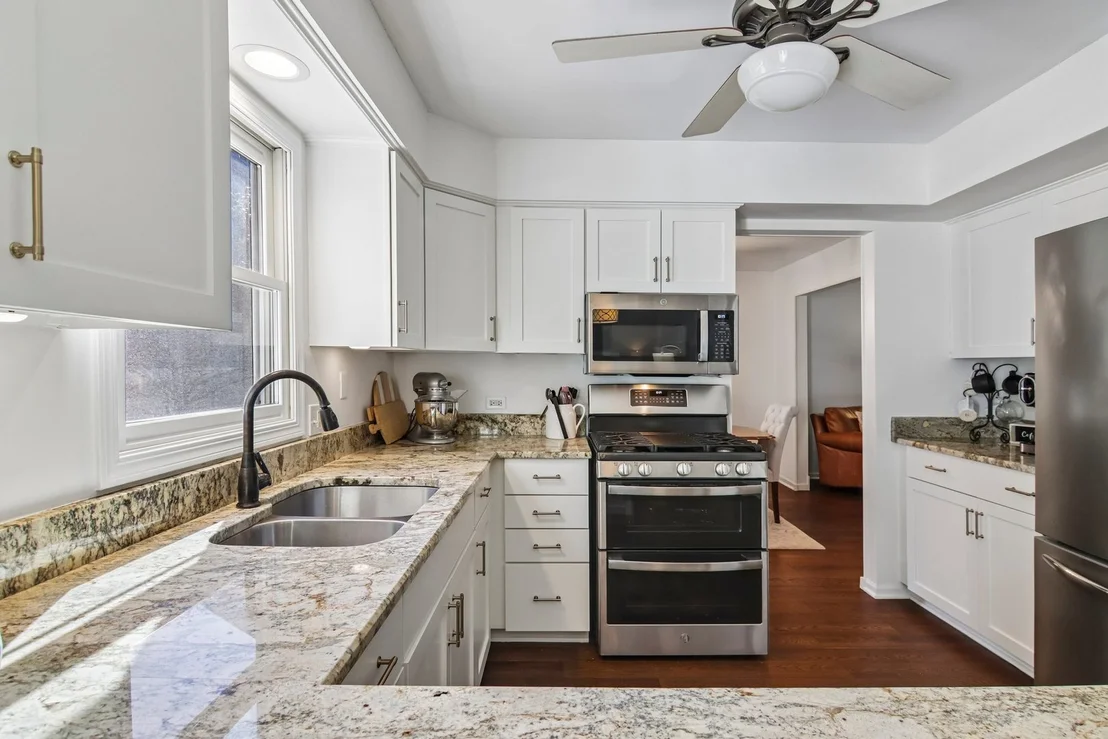 Photo of 585 Yellowstone Drive