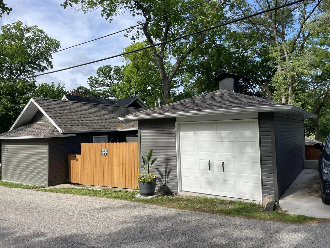 Photo of 4909 Wildwood Drive