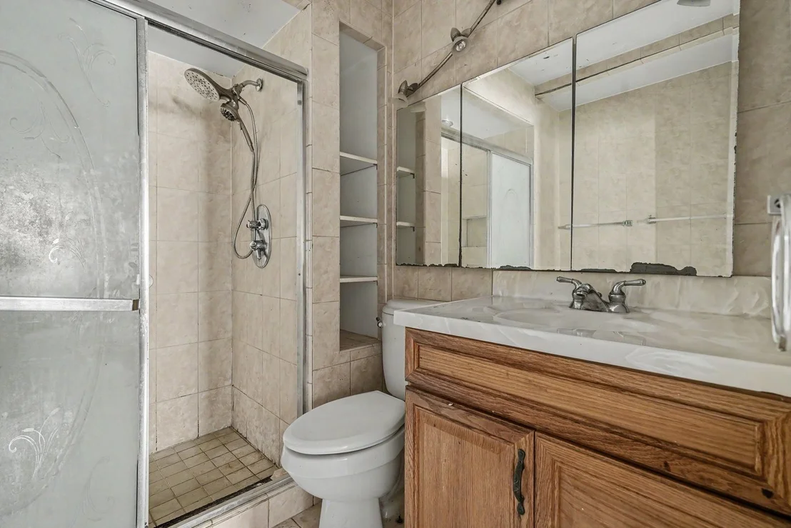 Photo of 530 Forest Way