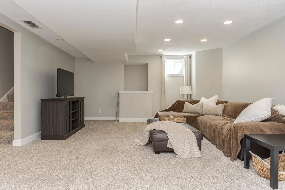 Photo of 17 Waterside Circle