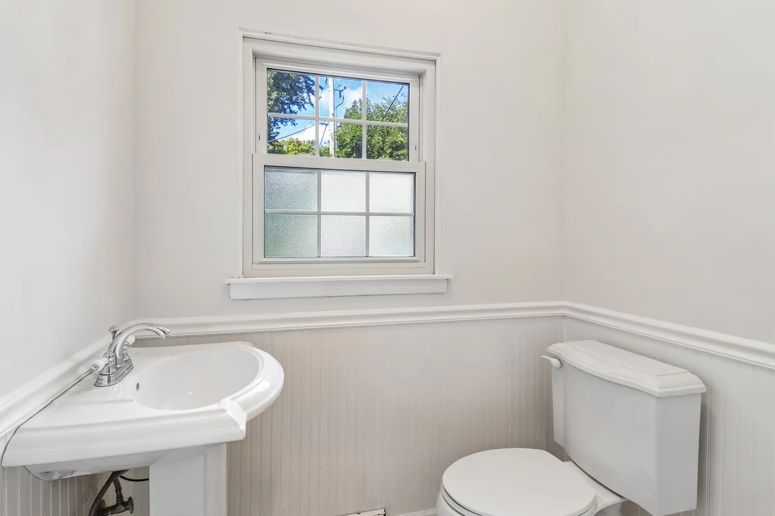Photo of 1053 Laurel Lane