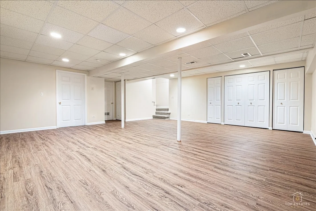Photo of 7 Eagle Court