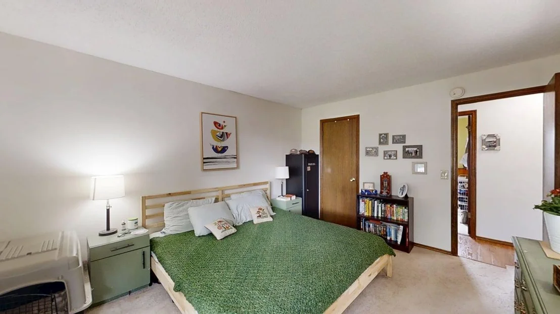 Photo of 1304 Greenridge Drive