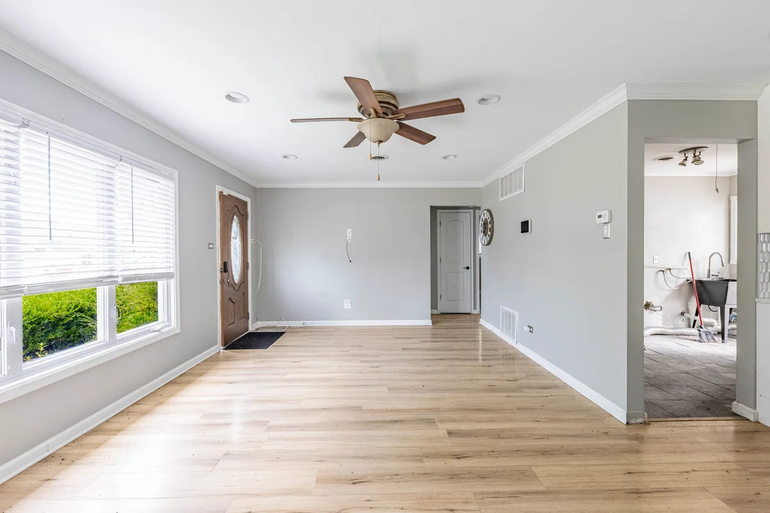 Photo of 339 Shabbona Drive