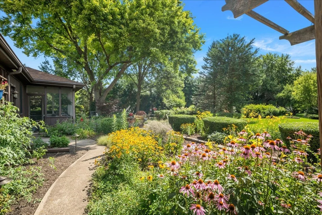 Photo of 40W170 Deer Run Drive
