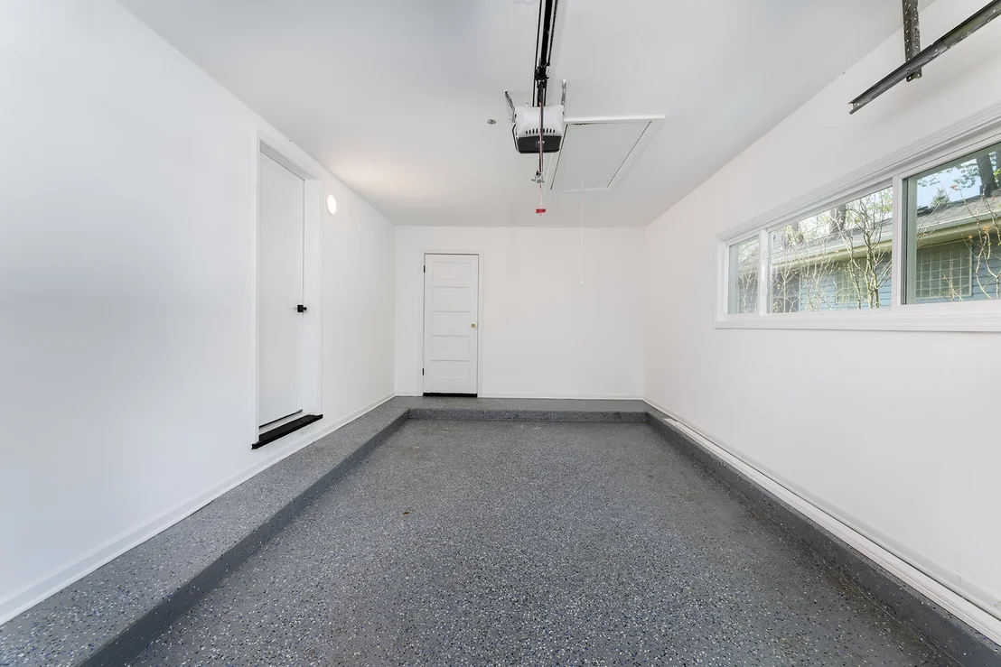 Photo of 348 Seminole Lane