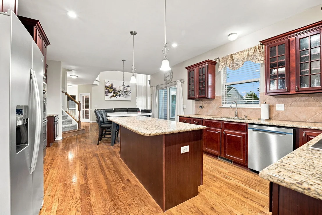 Photo of 15913 S Selfridge Circle