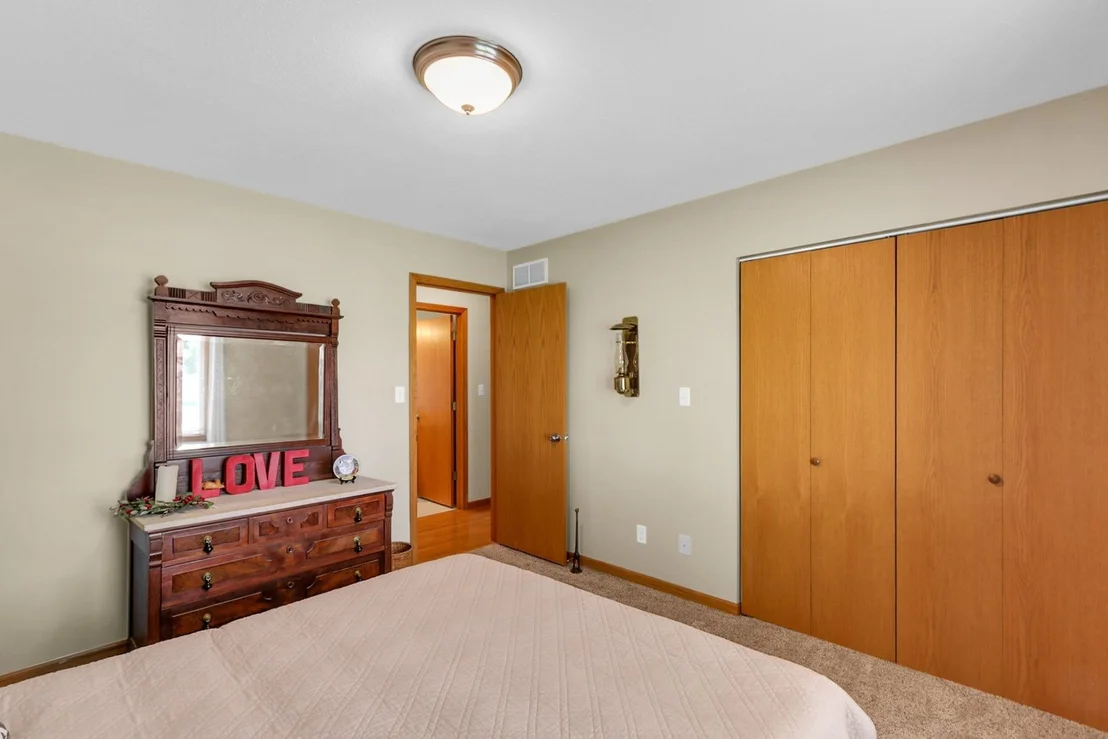 Photo of 403 N Cedar Drive