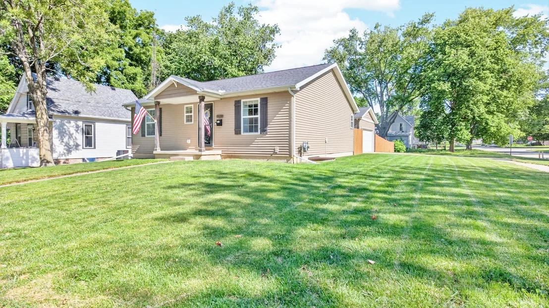 Photo of 308 E Locust Street