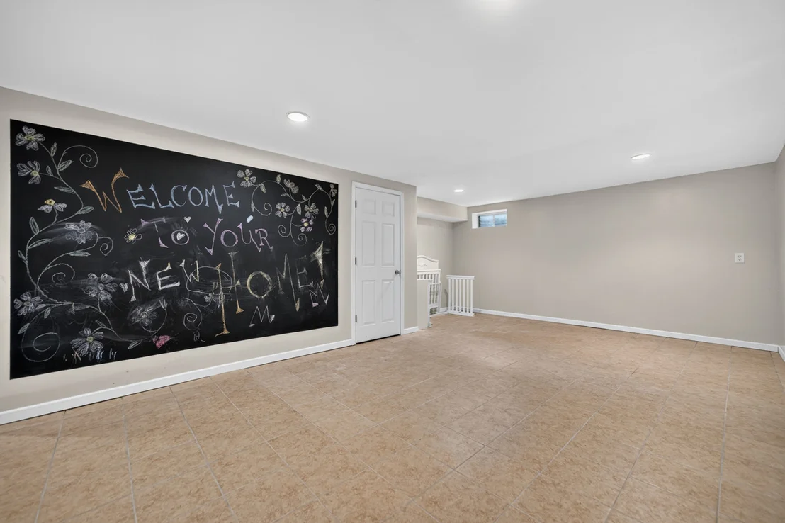 Photo of 9176 Forest Ridge Drive