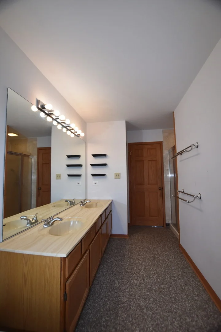 Photo of 4475 Olmstead Drive