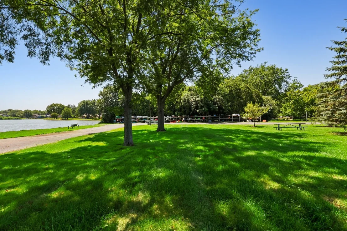 Photo of 720 Oxbow Lane