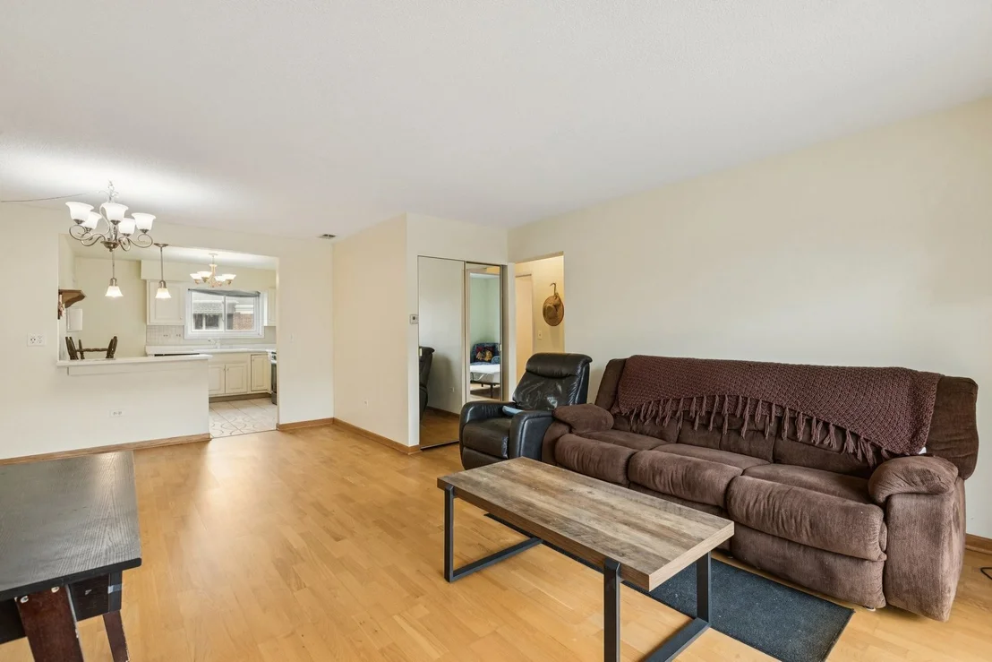 Photo of Unit D at 702 Cobblestone Circle