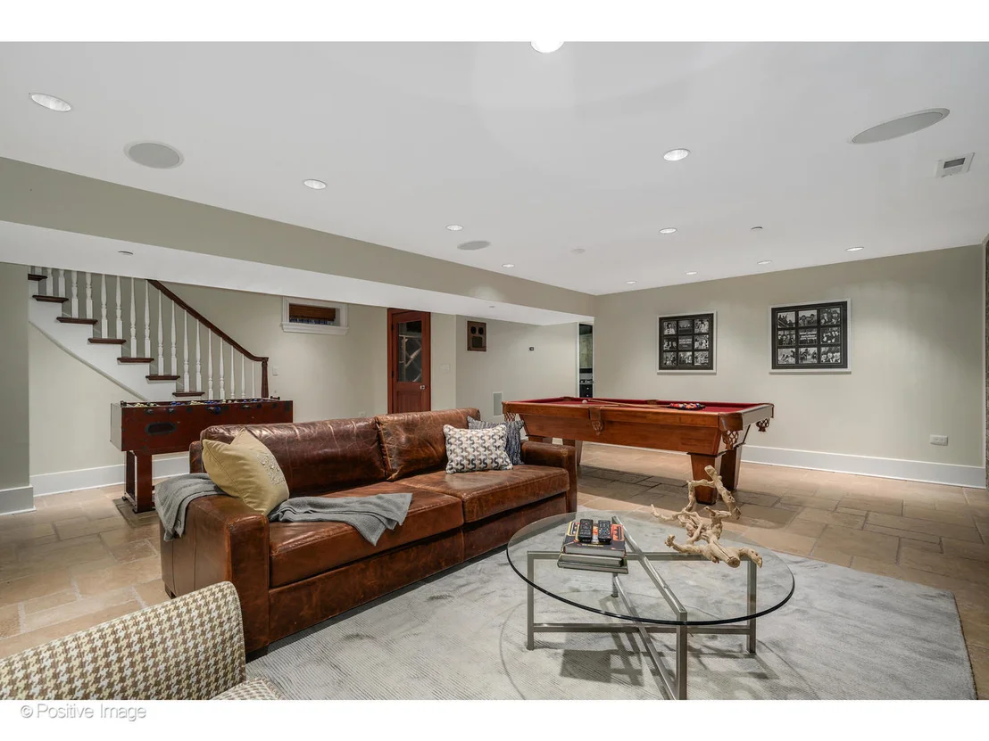 Photo of 446 W Huron Street