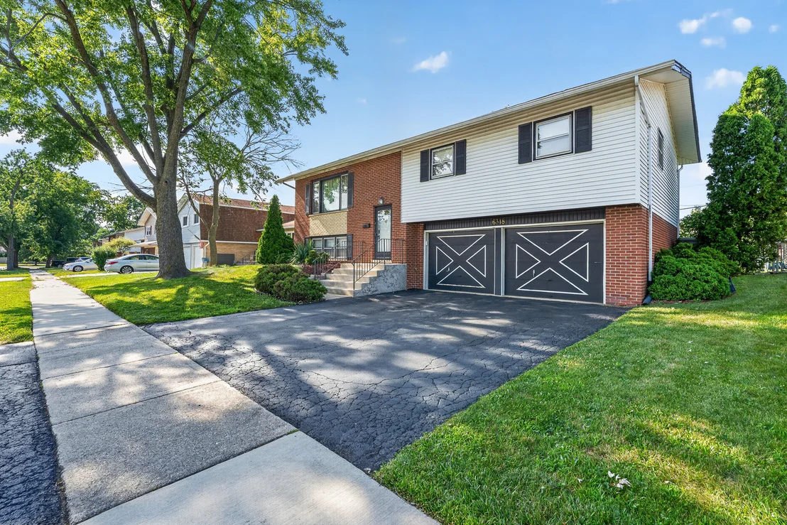 Photo of 6318 Arcadia Drive