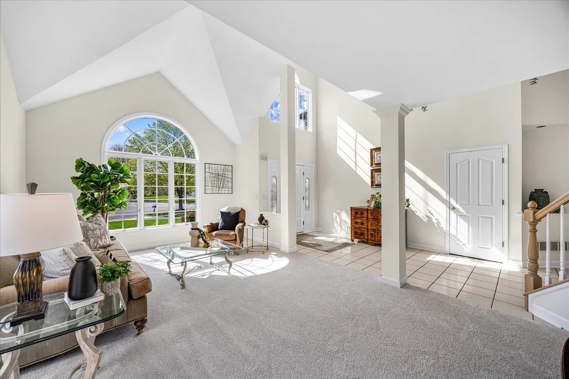 Photo of 1692 Sauk Drive