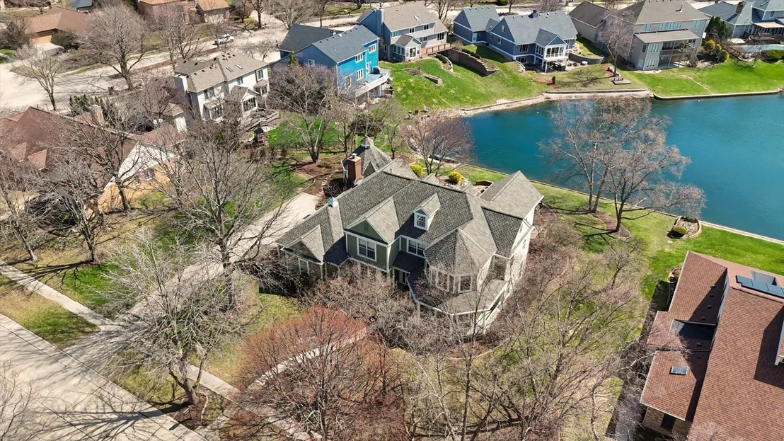 Photo of 2204 Edgewater Place