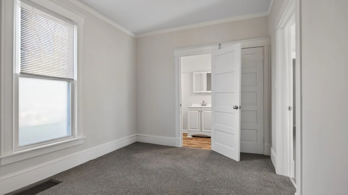 Photo of 1214 Wall Street
