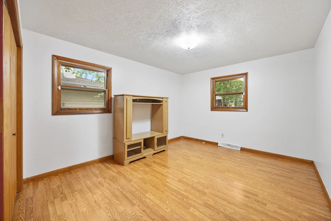 Photo of 210 Arlington Drive