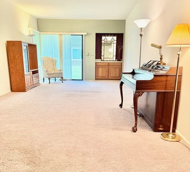 Photo of 1036 N Pine Tree Circle