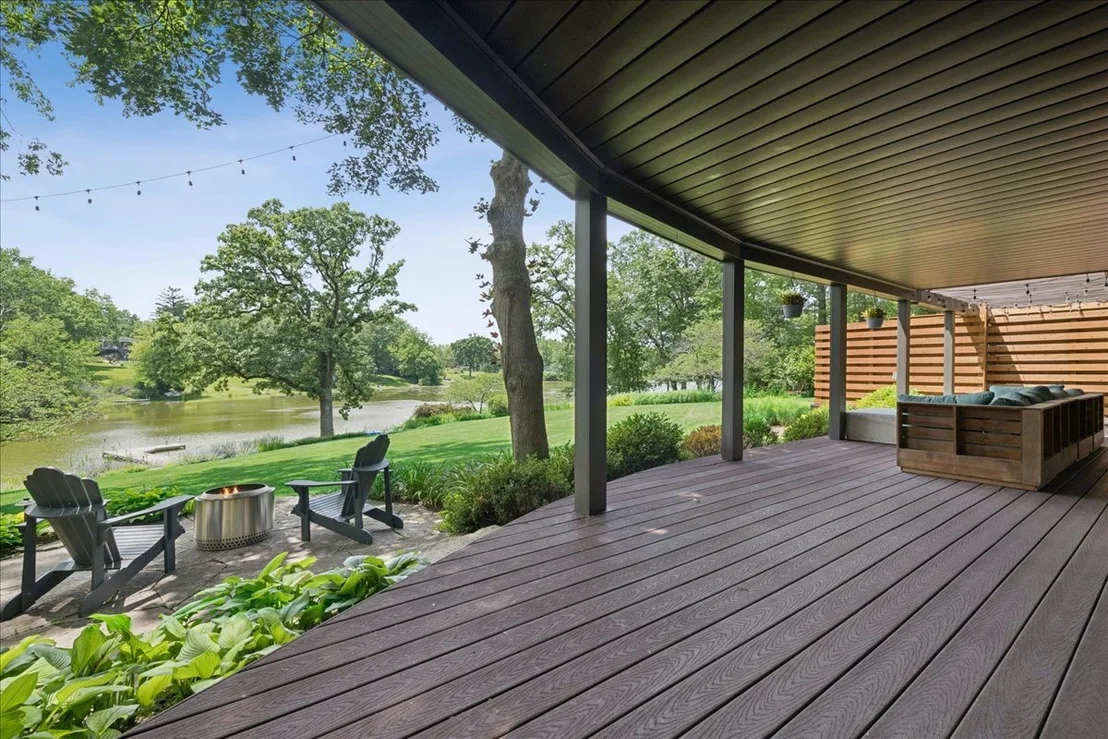 Photo of 83 Lakeview Parkway