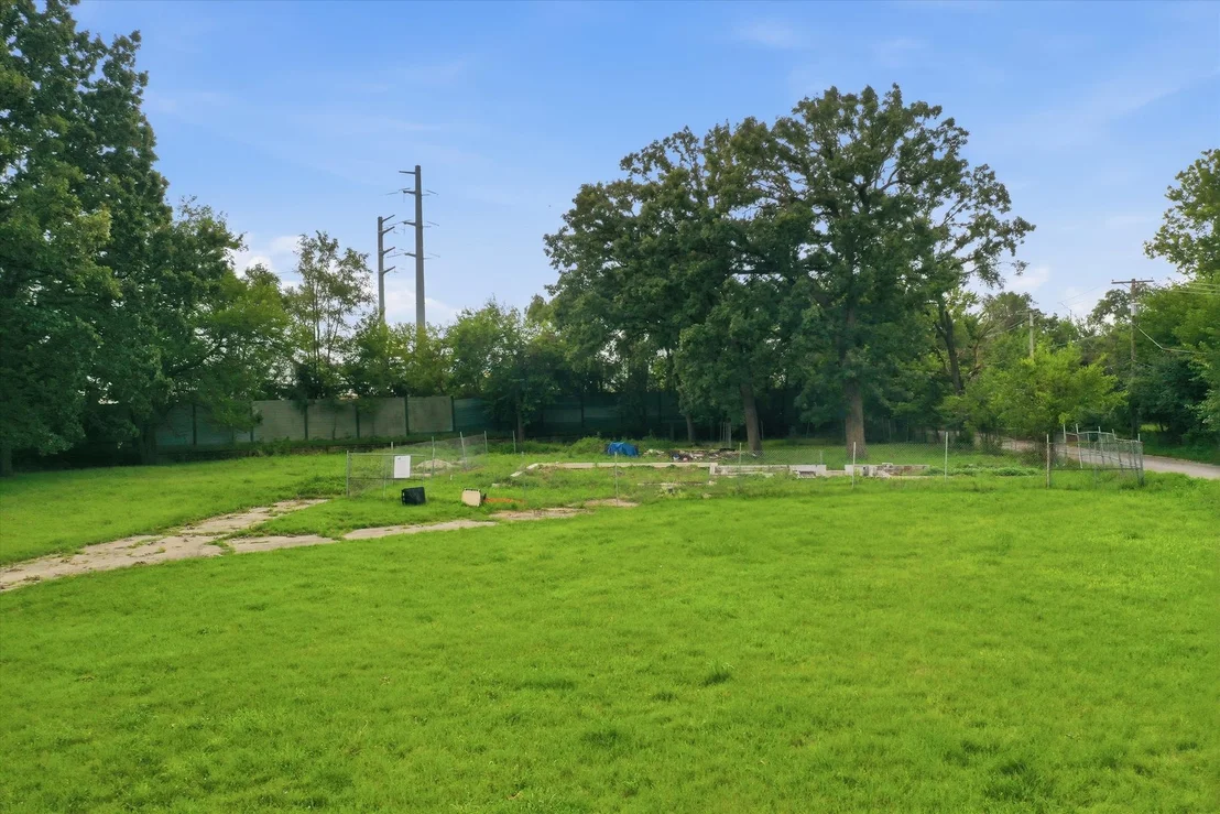 Photo of 10155 5th Ave Cut Off Avenue