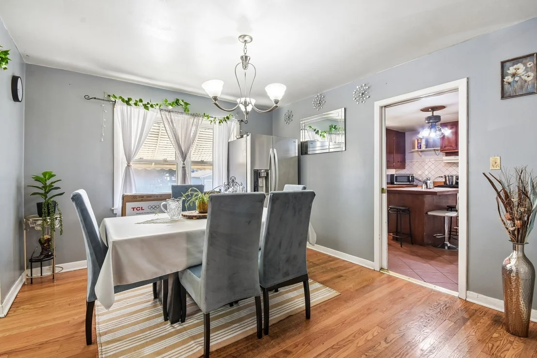 Photo of 3458 W 72nd Place