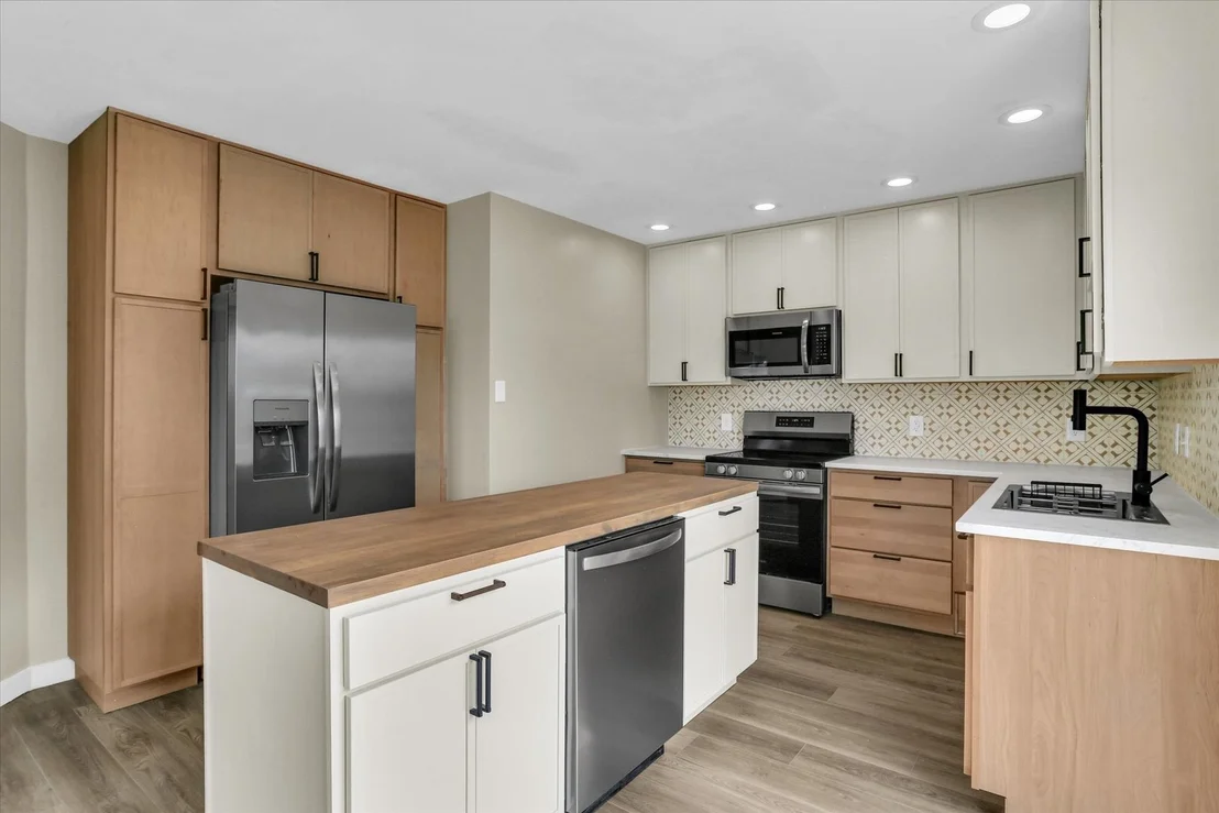 Photo of 3417 Clayton Road