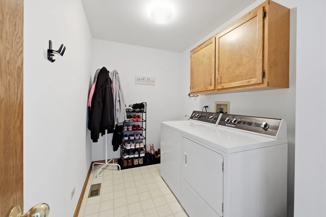 Photo of 655 Crest Drive