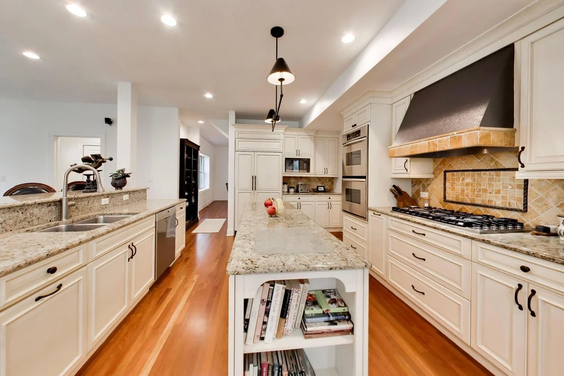 Photo of 1932 Larkdale Drive