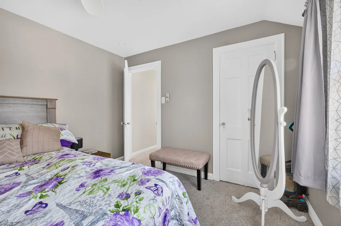 Photo of 345 Rolfe Road