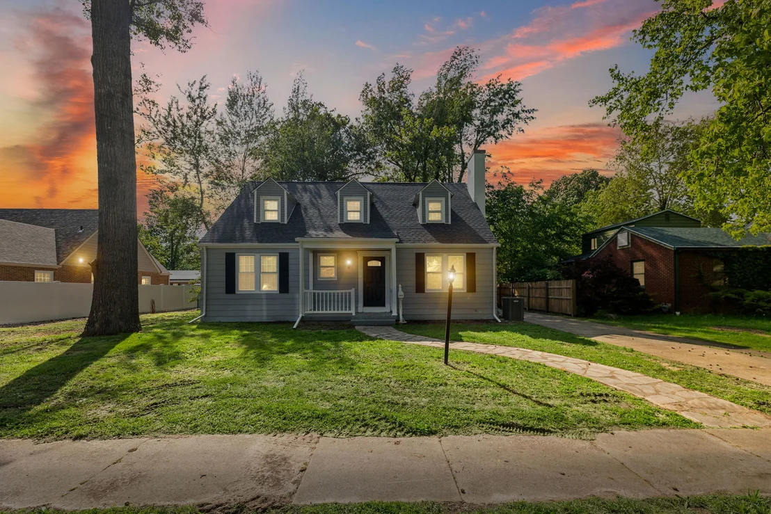 Photo of 418 Cedar Street